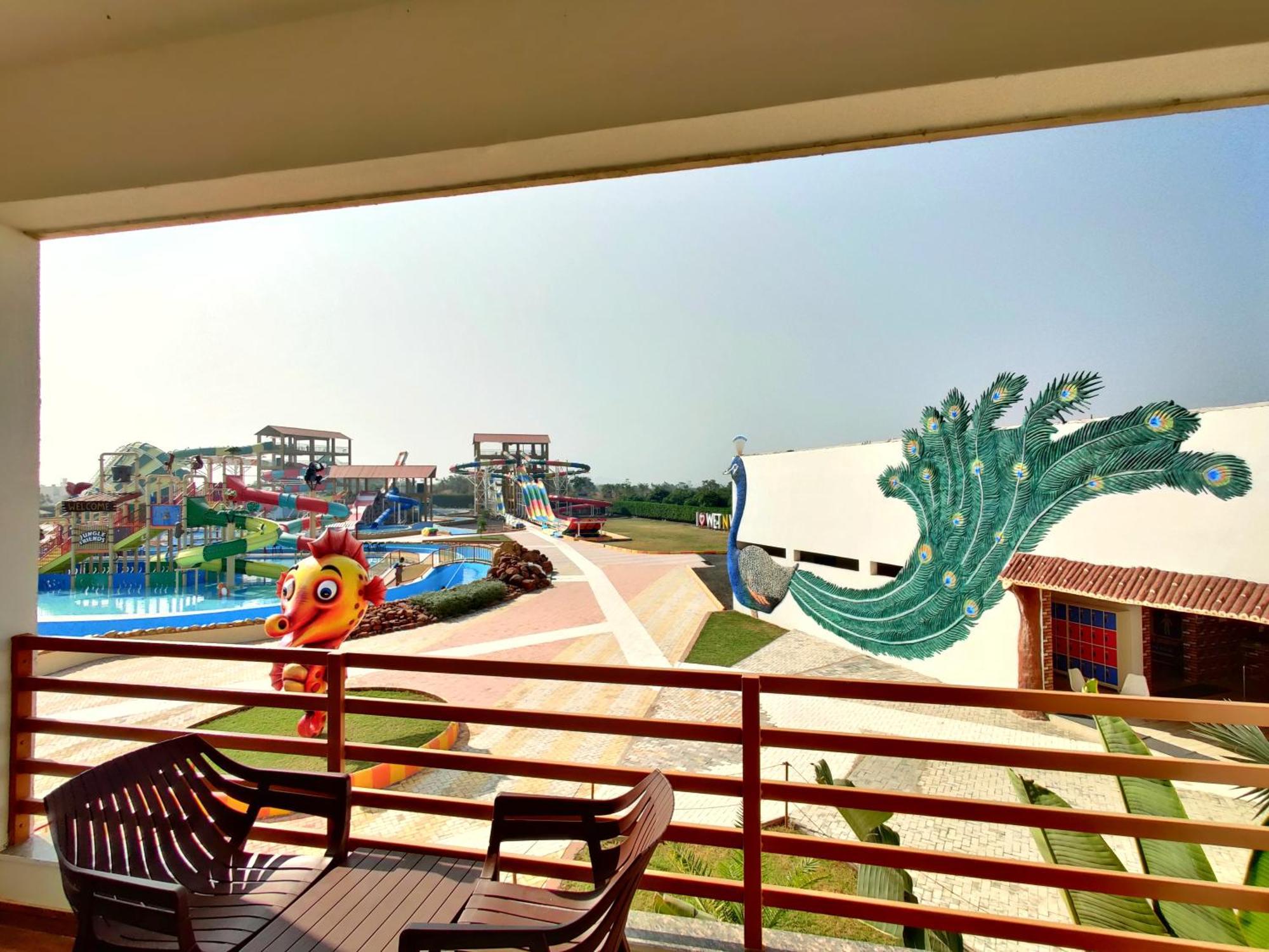 Wet N Wild Water Park & Resort Mendarda エクステリア 写真